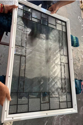 Kaca dekoratif kustom dengan bingkai untuk pintu masuk